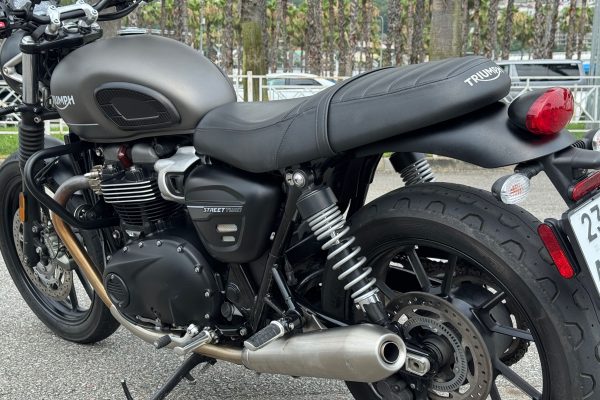 Triumph street twin (ABS,TCS) (2021) - Image 15